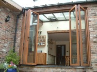 AUTOMATIC FOLING DOOR