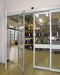 AUTOMATIC ASCAPE DOOR